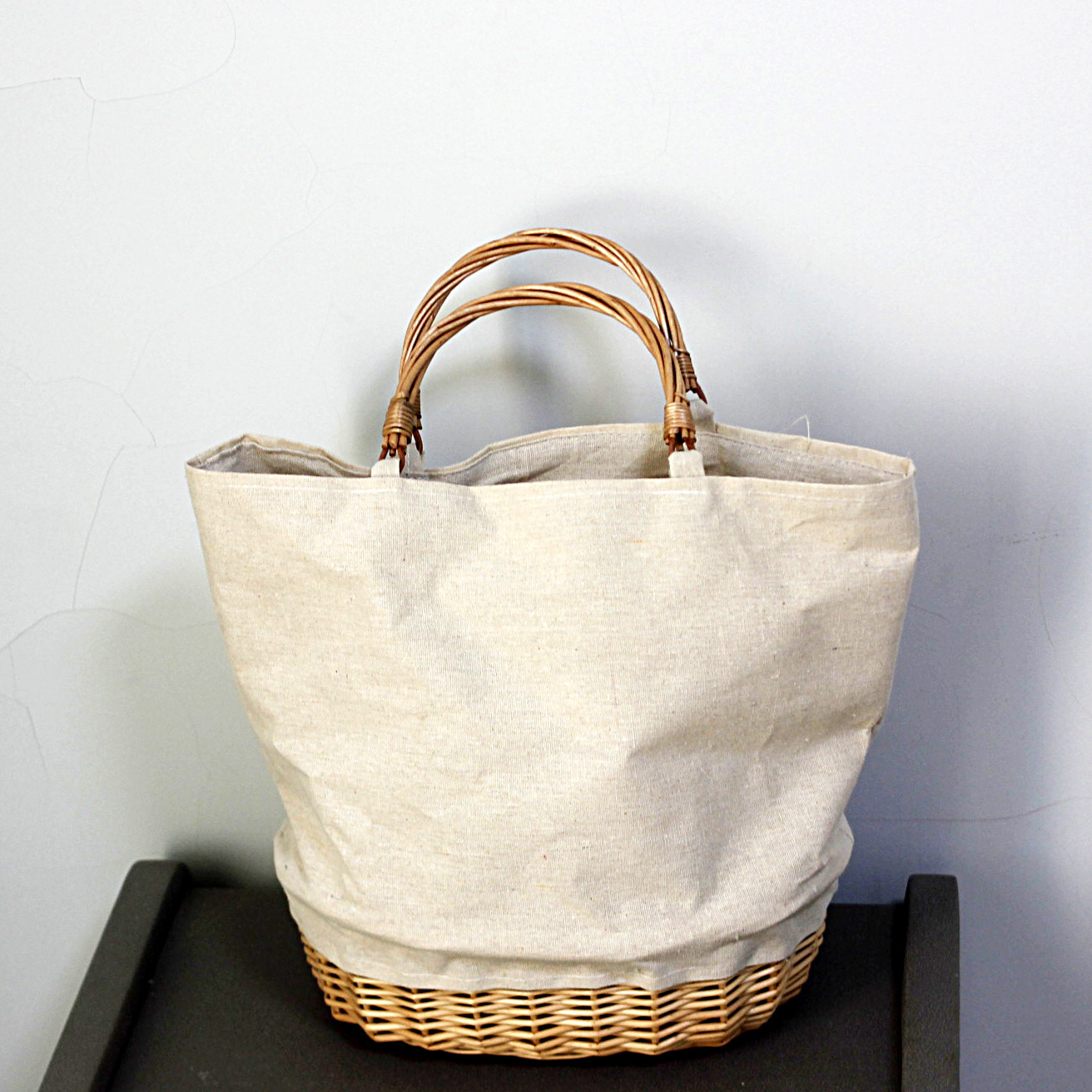 Basket Bag Wicker - กระเป๋าหวายสานลายปะผ้าลินิน กระเป๋าถือสตรีทำมือ กระเป๋าหวายสไตล์โบฮีเมียน กระเป๋าฟางสำหรับผู้หญิง กระเป๋าเดินทางไปทะเล กระเป๋าโท้ท