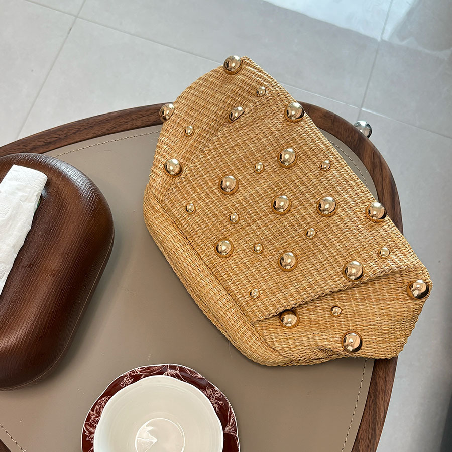กระเป๋าคลัทช์สานฟางสไตล์วันหยุ - Woven Straw Bag บทวิจารณ์และราคา